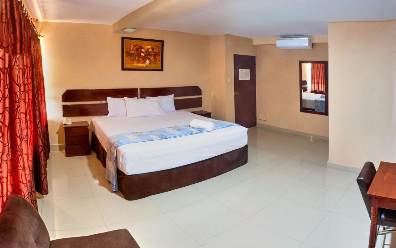 Hotel America Pucallpa Eksteriør billede